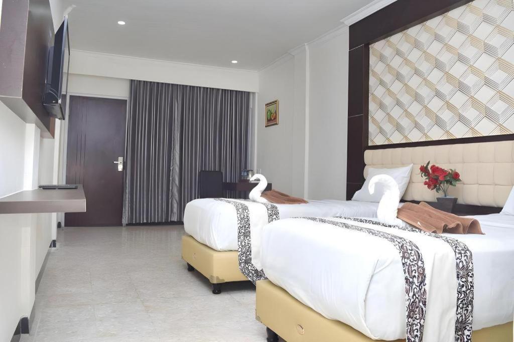 Sindoro Hotel Cilacap By Conary Exterior foto